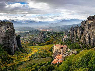 ΣΤΗ "ΜΑΓΕΙΑ" ΤΟΥ ΚΟΖΙΑΚΑ & ΤΗΣ ΛΙΜΝΗΣ ΠΛΑΣΤΗΡΑ