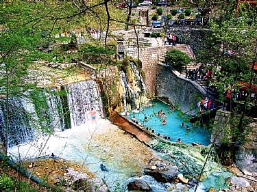 3ΗΜΕΡΟ ΧΑΛΑΡΩΣΗΣ ΣΤΑ ΙΑΜΑΤΙΚΑ ΛΟΥΤΡΑ ΠΟΖΑΡ