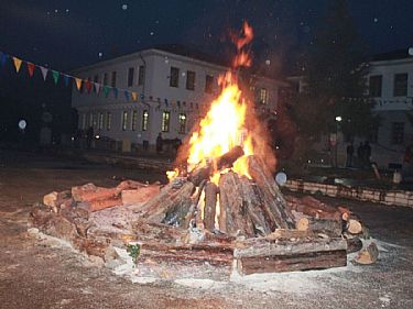 ΤΖΑΜΑΛΕΣ ΣΤΑ ΓΙΑΝΝΕΝΑ